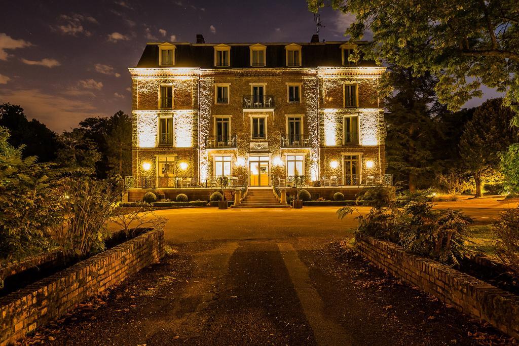 Logis Hotel & Restaurant - Le Manoir De Sauvegrain Saint-Lambert  Kültér fotó